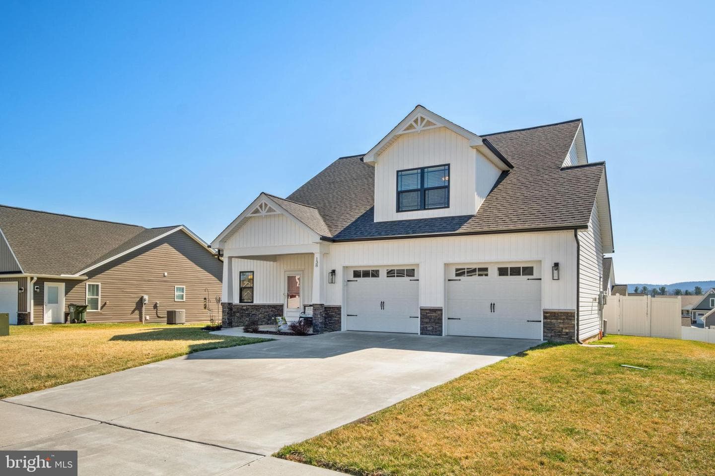 138 Lindburgh Drive photo 3