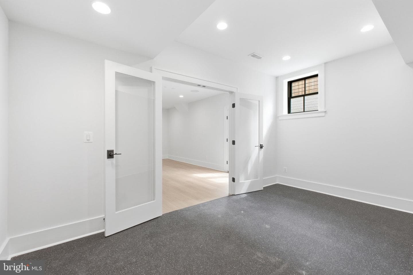 802 N Edgewood Street photo 61
