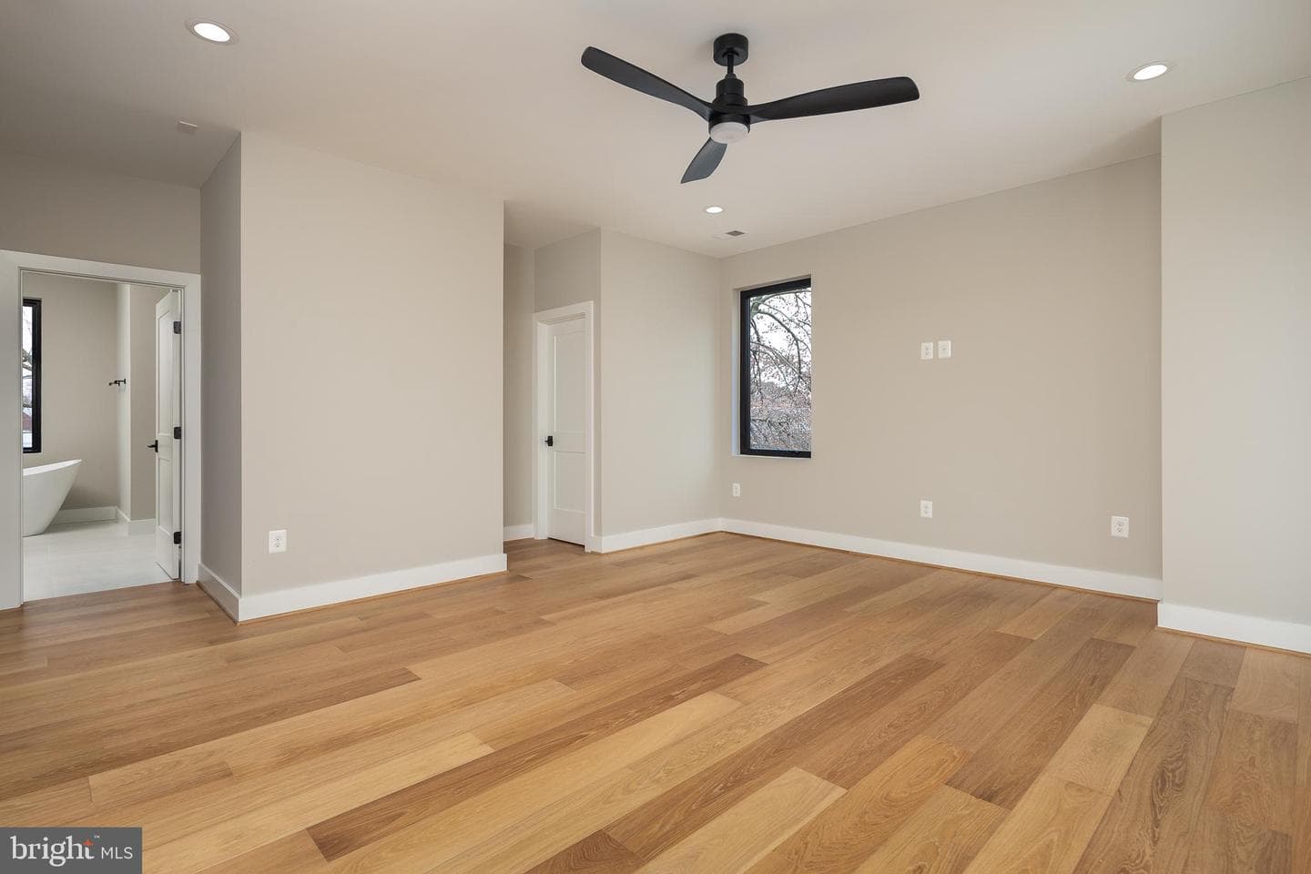 5906 3rd Street S photo 23