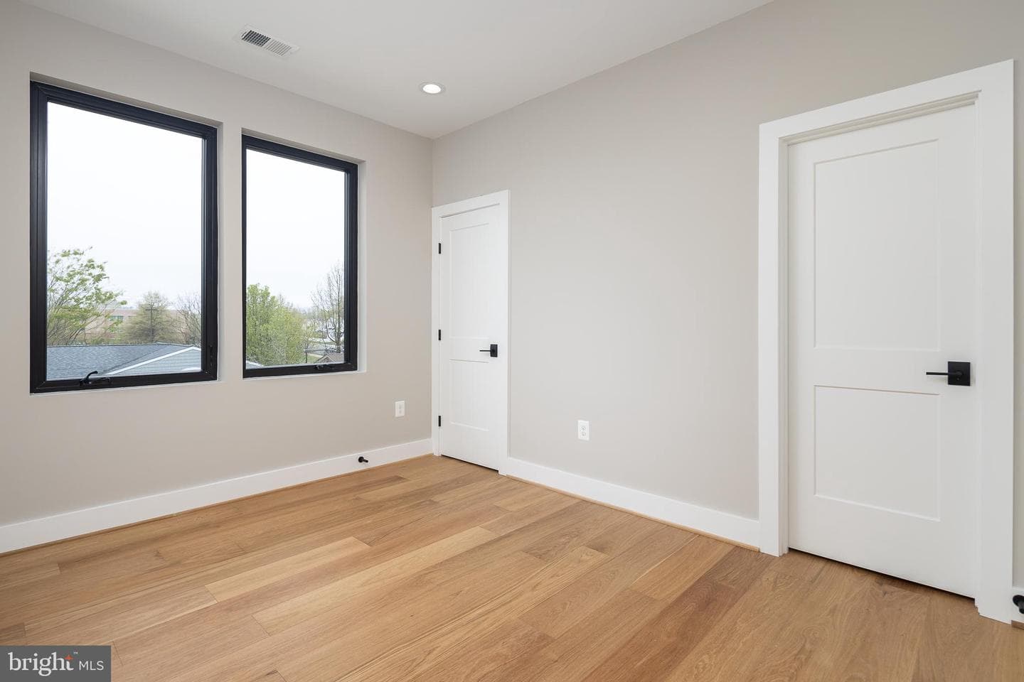 5906 3rd Street S photo 29