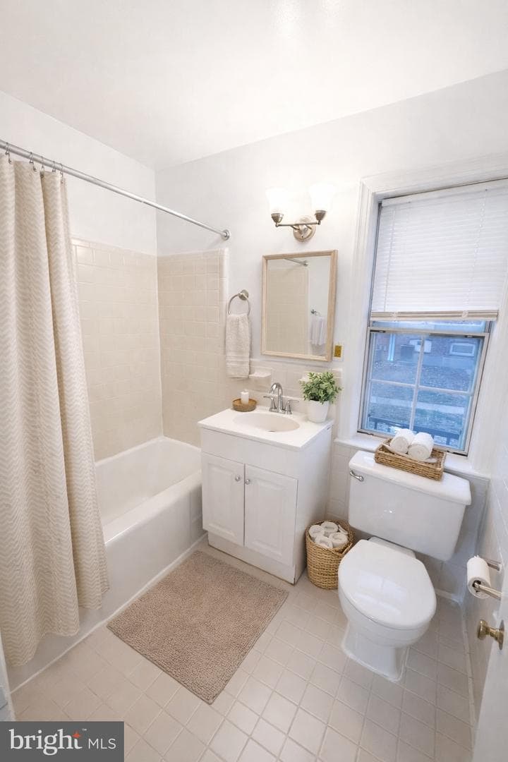 2511 Arlington Boulevard #101 photo 9