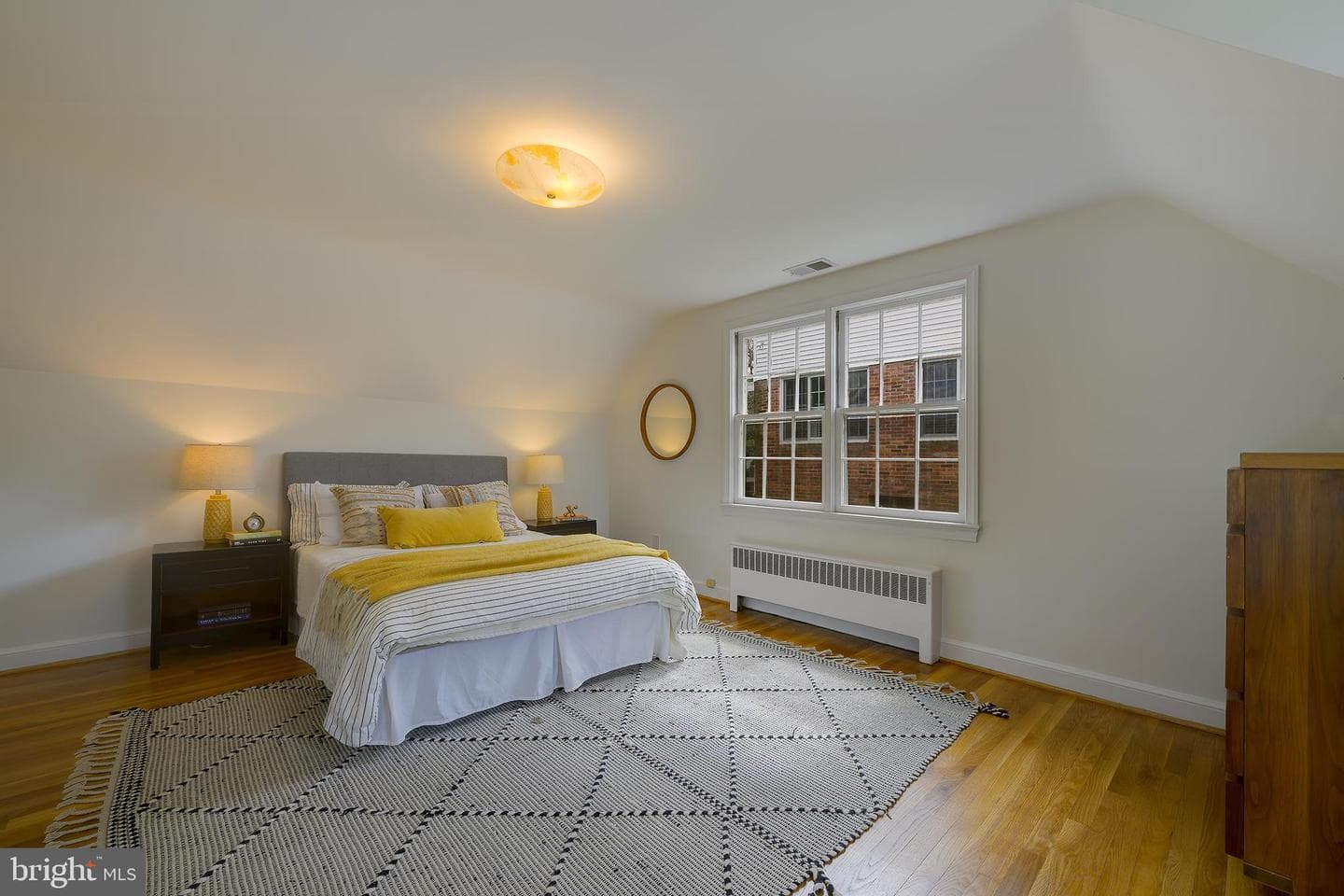 2625 S Hayes Street photo 34