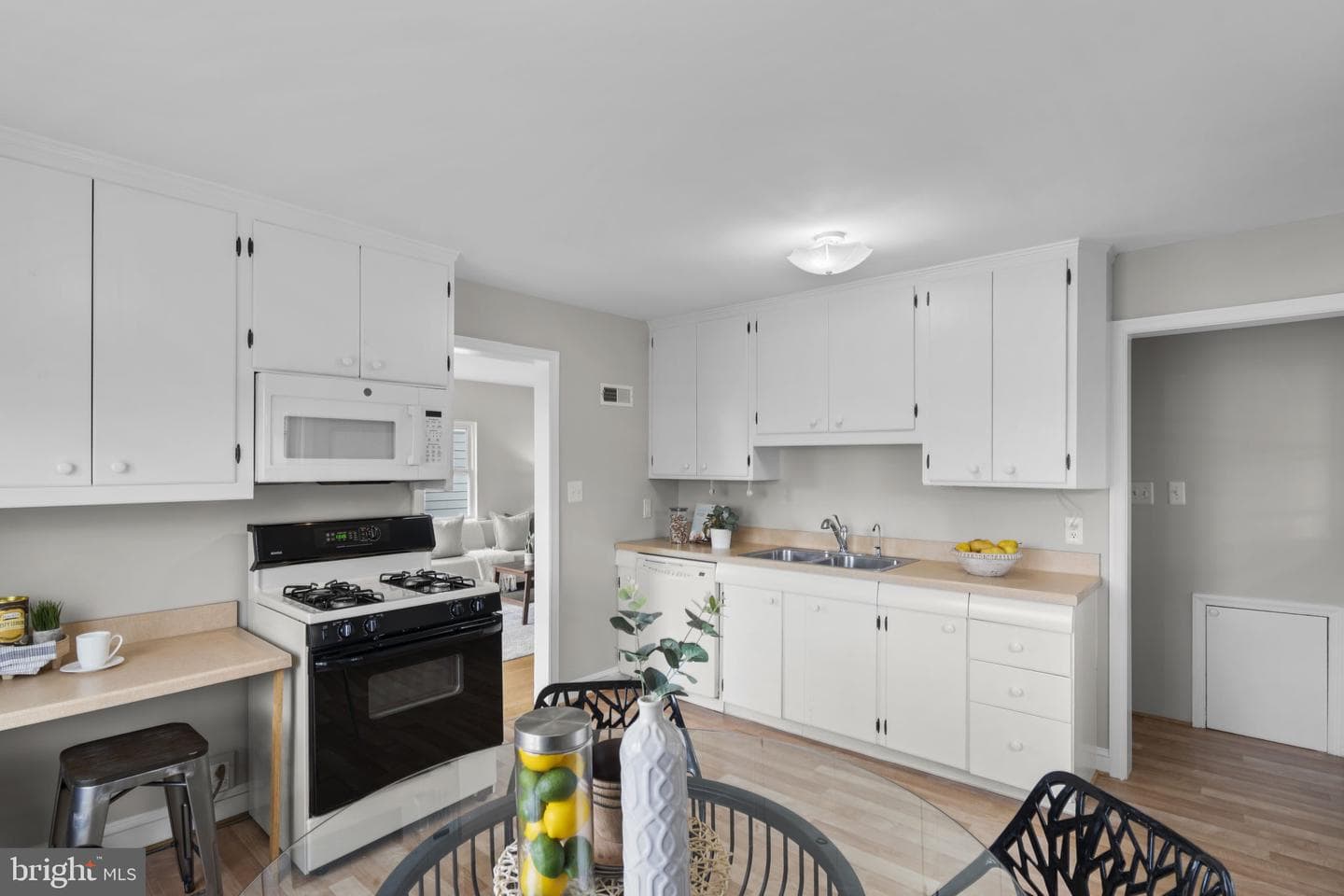 5713 6th Street N photo 11