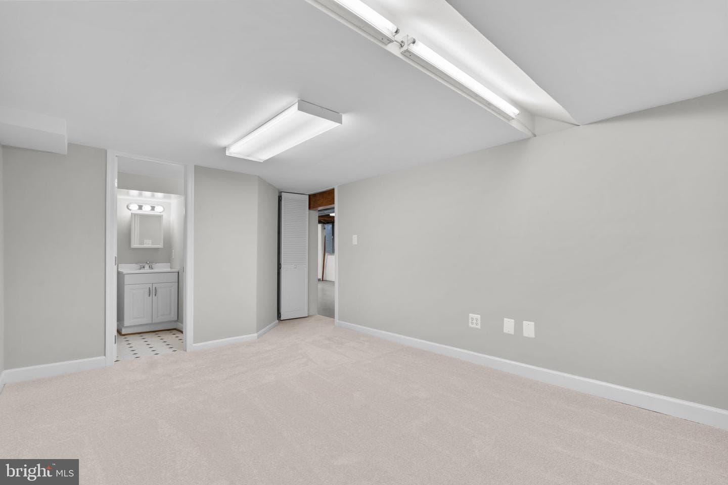 5713 6th Street N photo 18