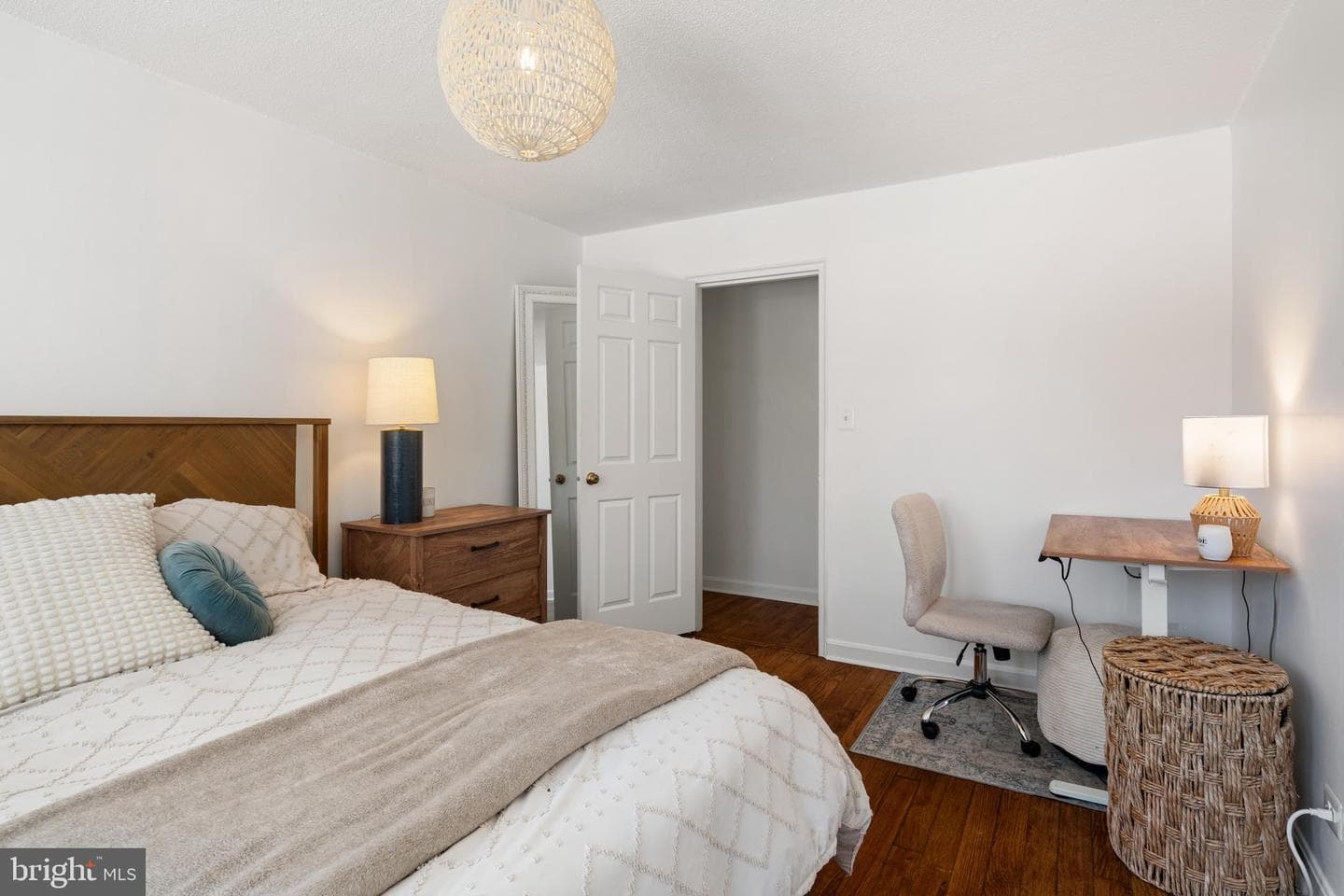 202 N George Mason Drive N #202-2 photo 15