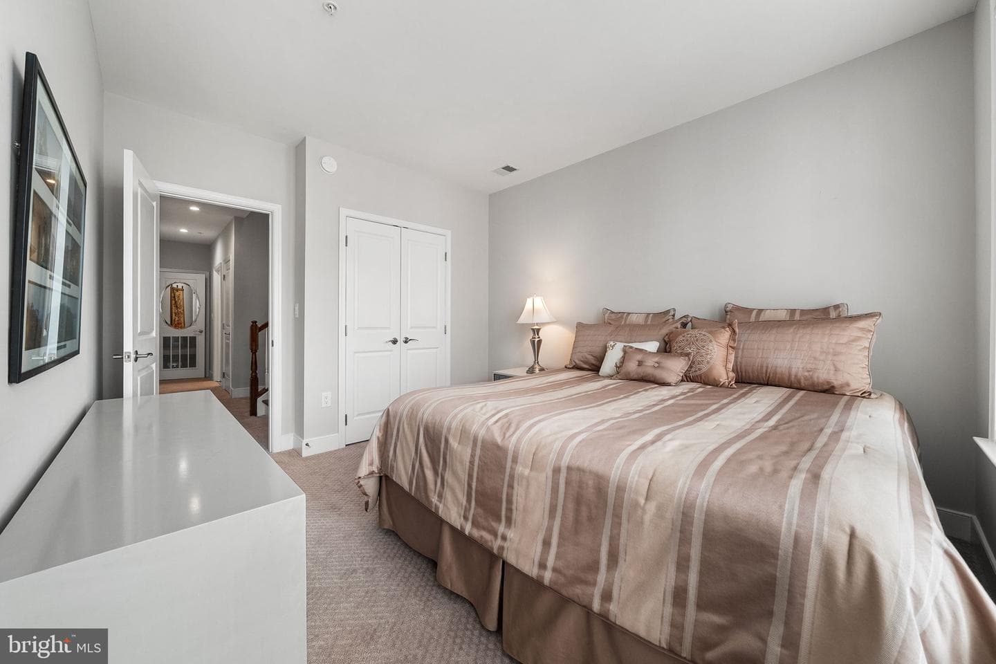 1418 N Rhodes Street #b420 photo 40