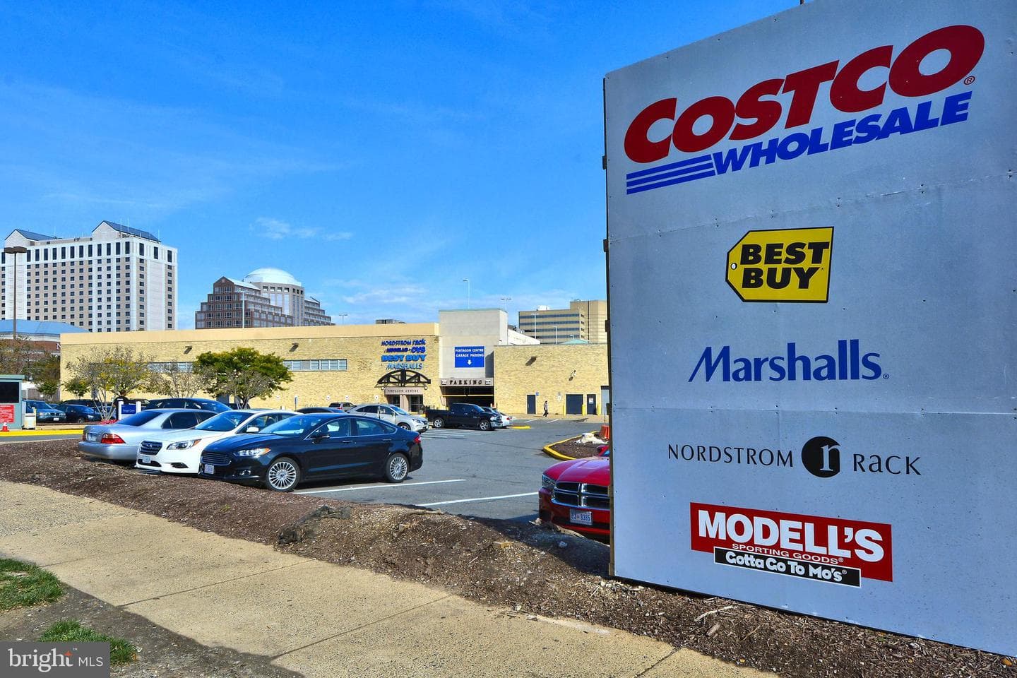 1657 S Hayes Street #b photo 38
