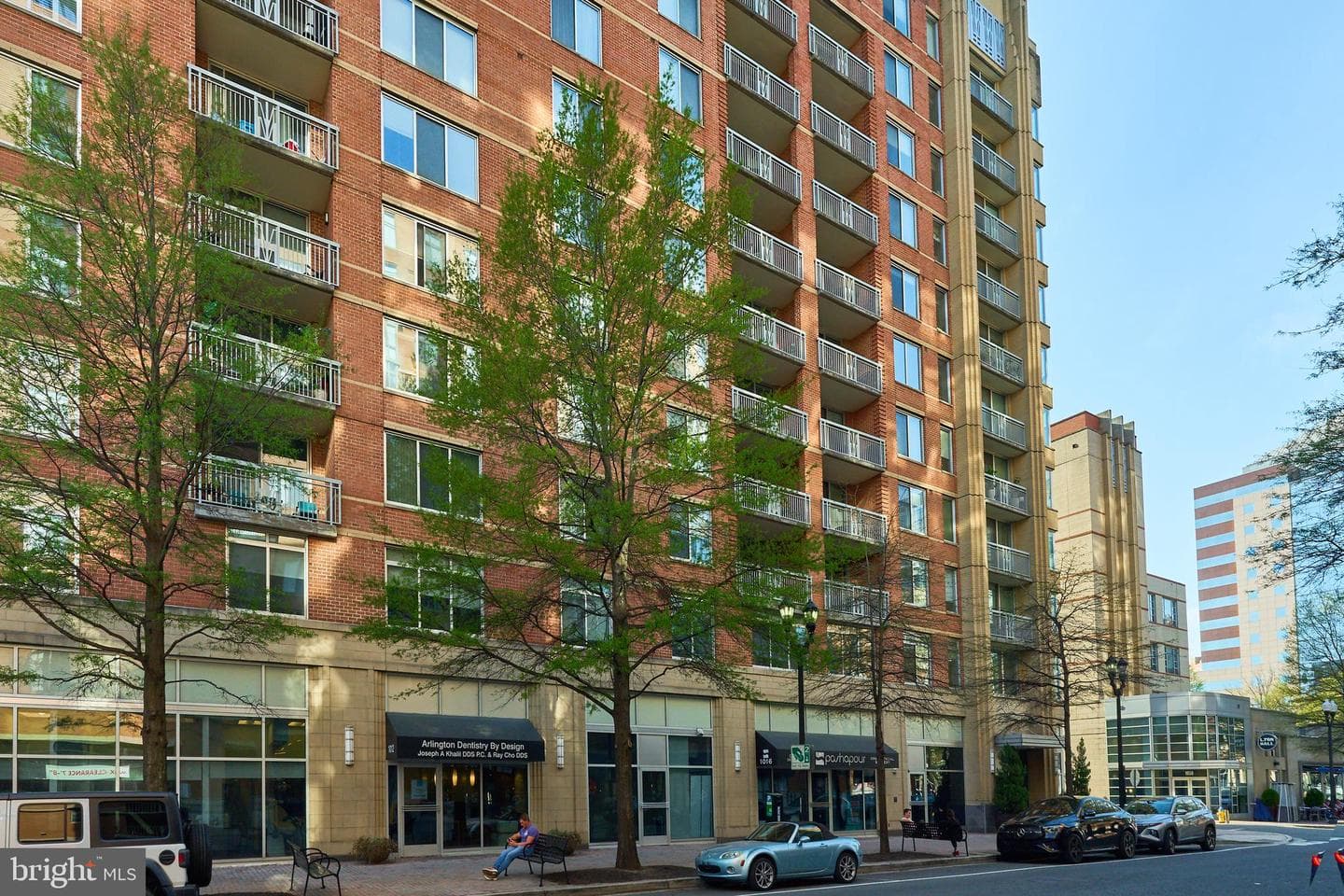 1020 N Highland Street #422