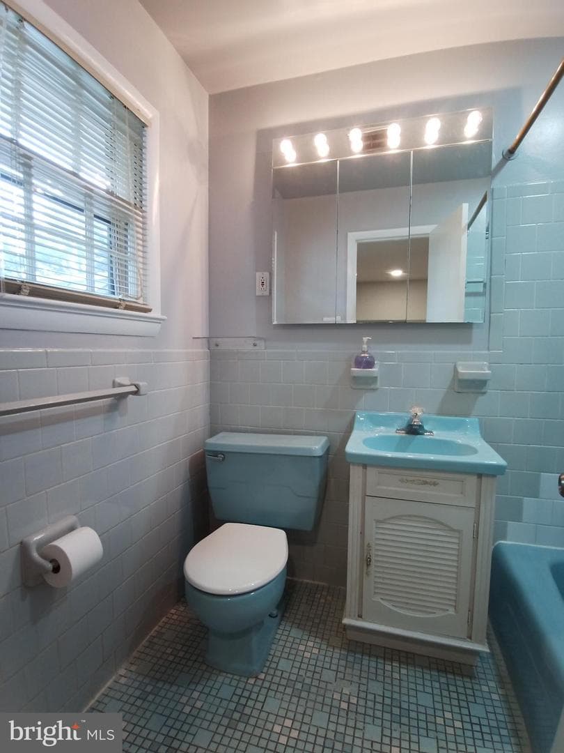 913 N Harrison Street photo 17