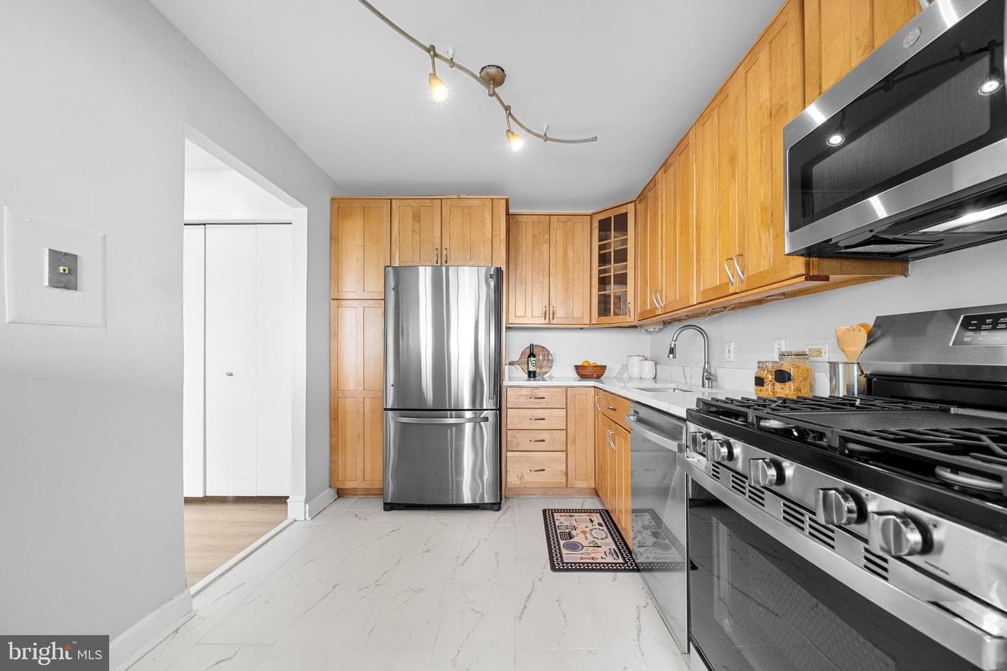 4501 Arlington Boulevard #806 photo 4