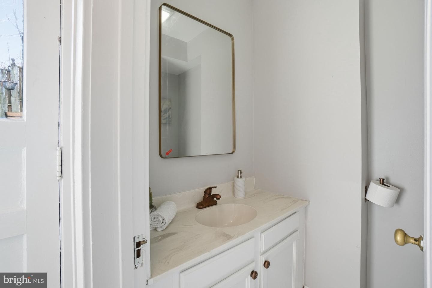 1805 Army Navy Drive photo 26