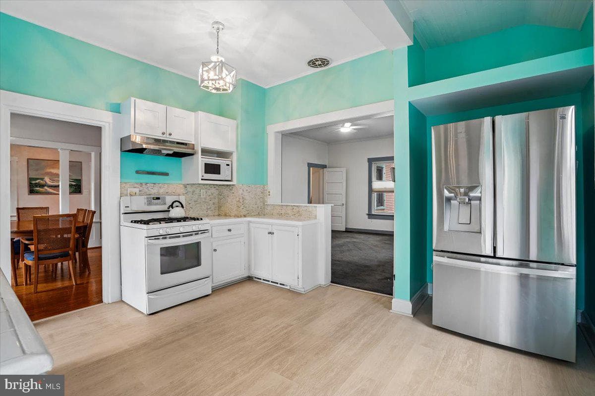 3130 5th Street N photo 11