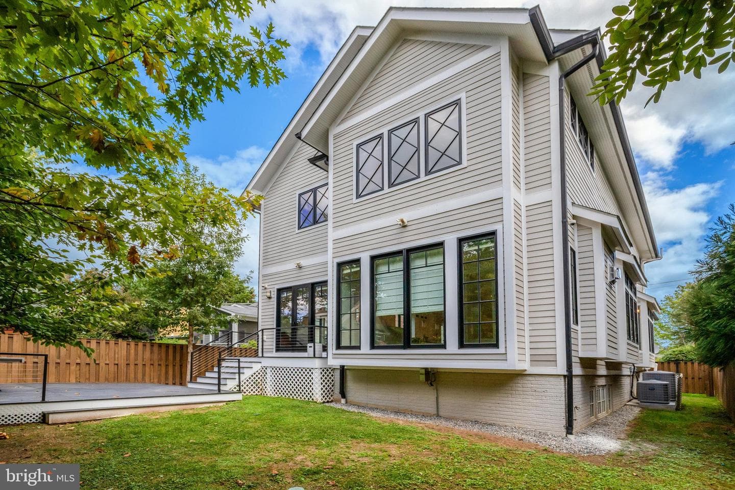 710 N Highland Street photo 64