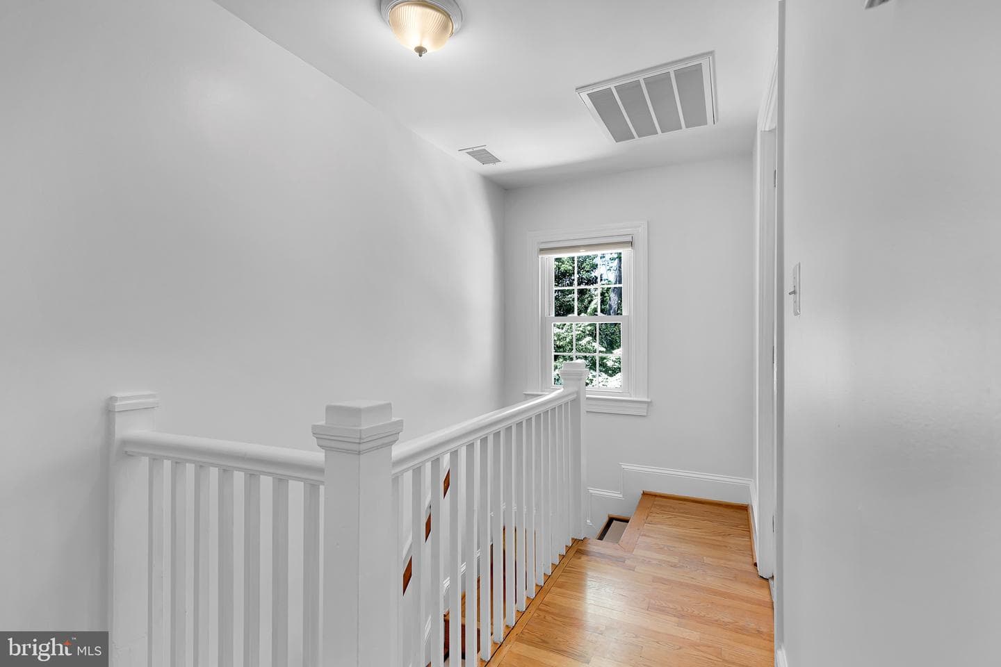 2710 S Joyce Street photo 14