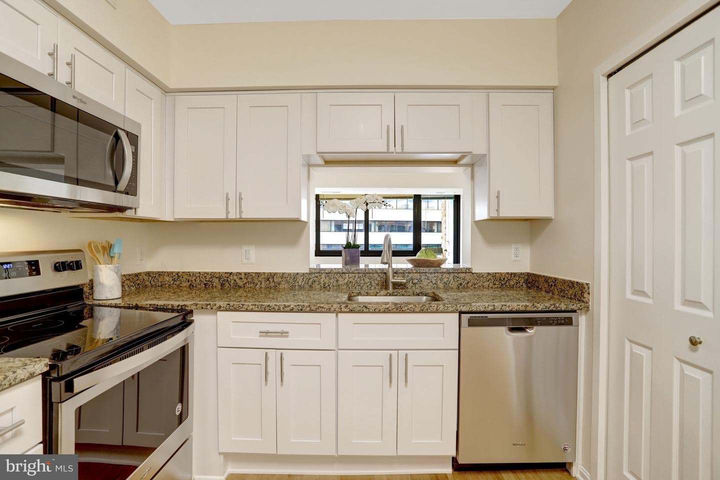 1805 Crystal Drive #1014s photo 15