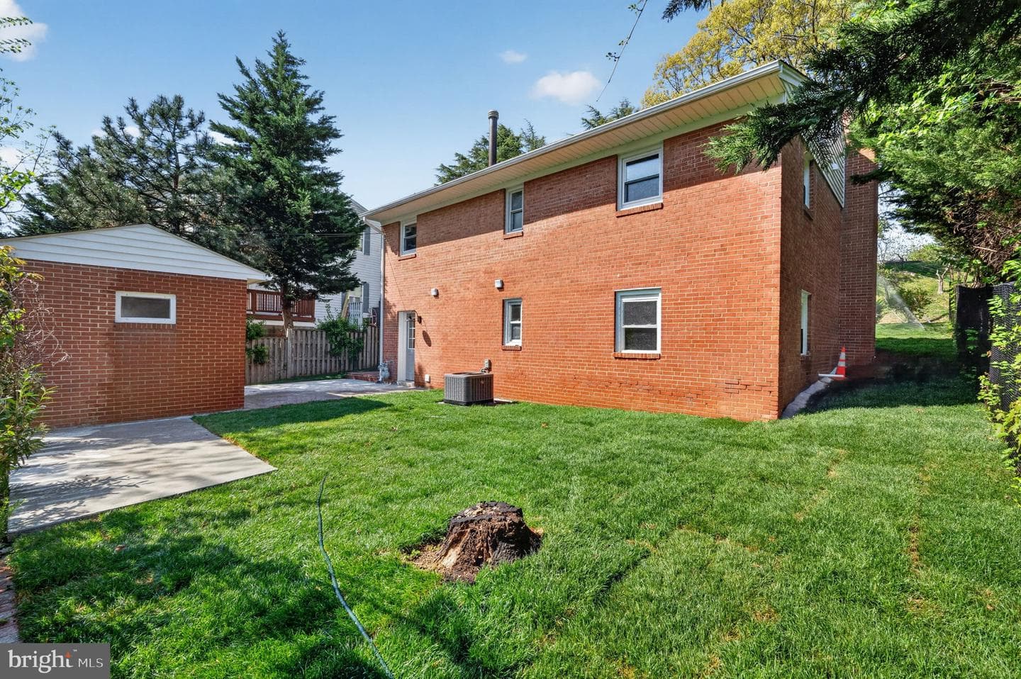 1911 S Kenmore Street photo 49