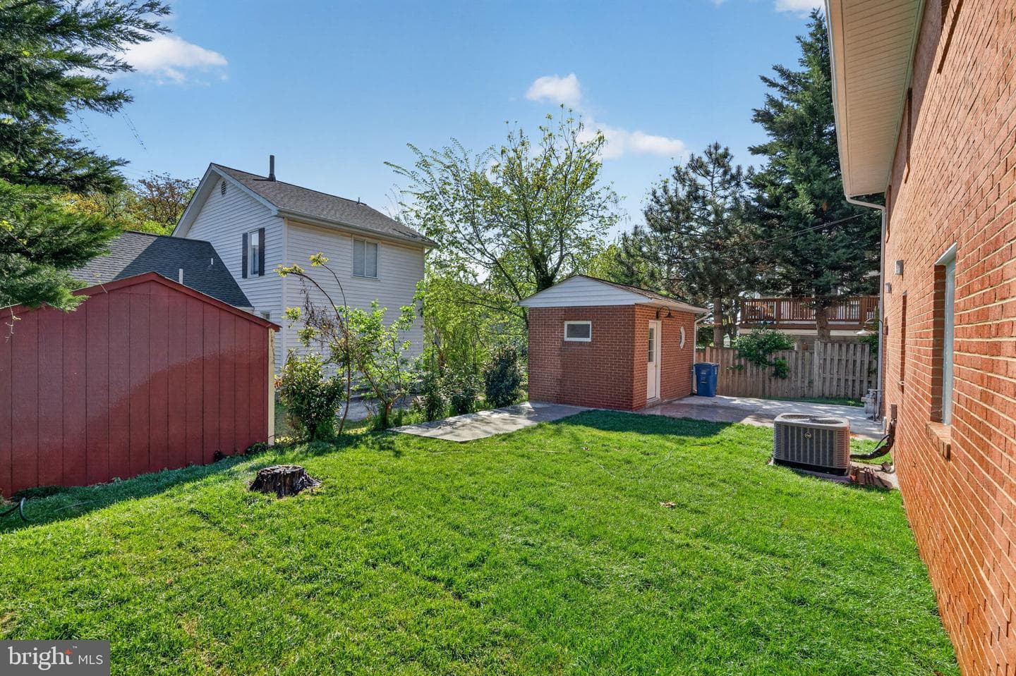 1911 S Kenmore Street photo 52