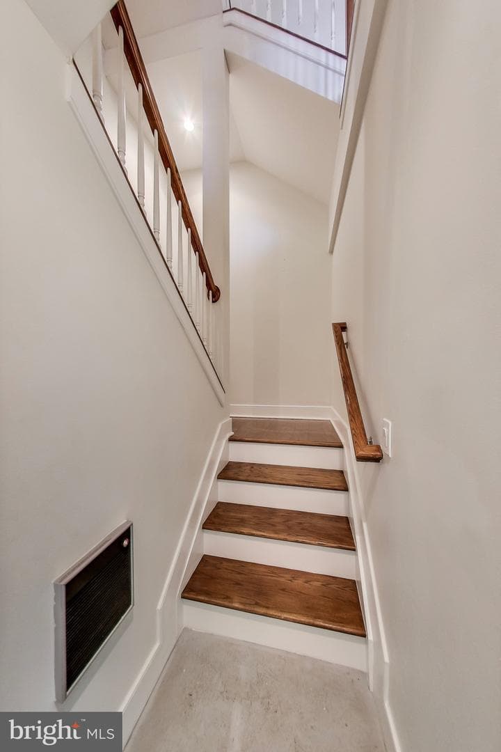 1418 N Rhodes Street #b120 photo 14