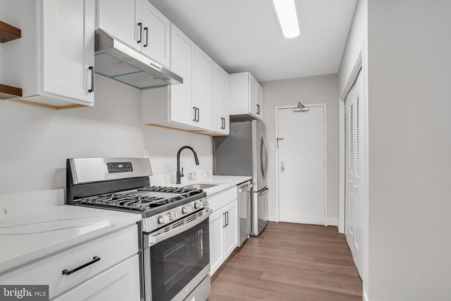4141 N Henderson Road #107 photo 6