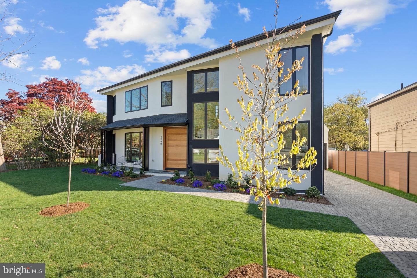 2520 5th Street S photo 3