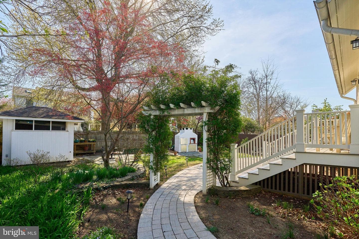 1243 N Stuart Street photo 37