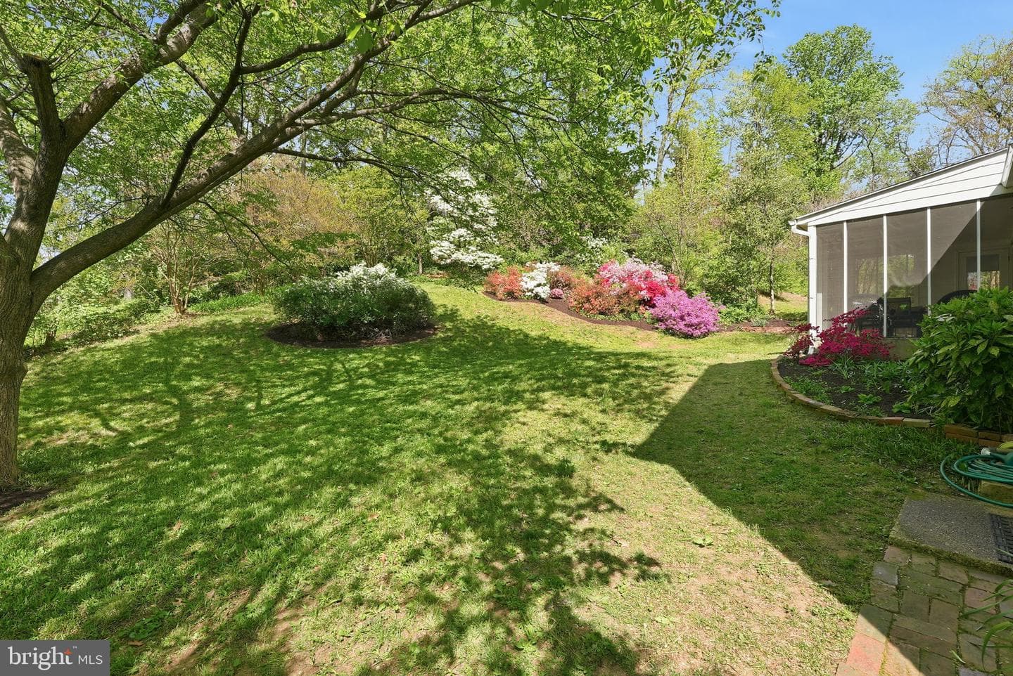 3004 S Hill Street photo 48