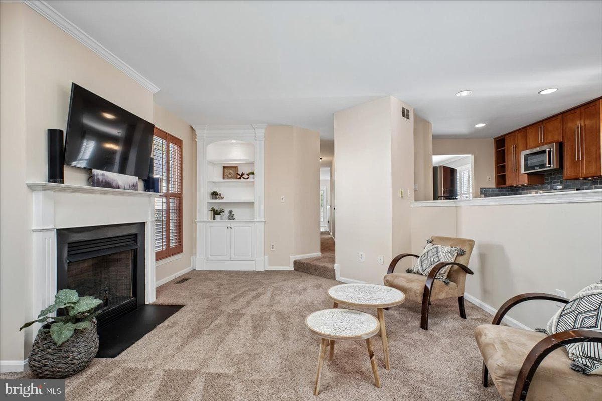 5725 6th Street N photo 11