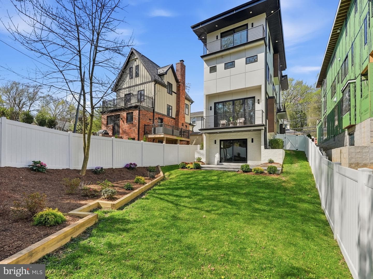 2211 Military Road photo 107