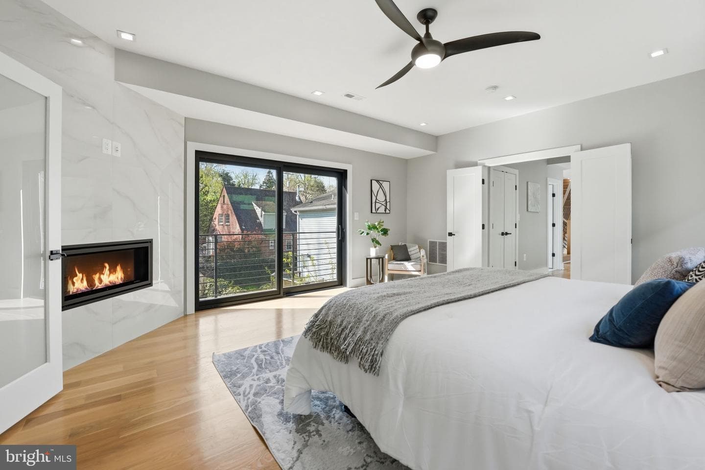 2211 Military Road photo 42