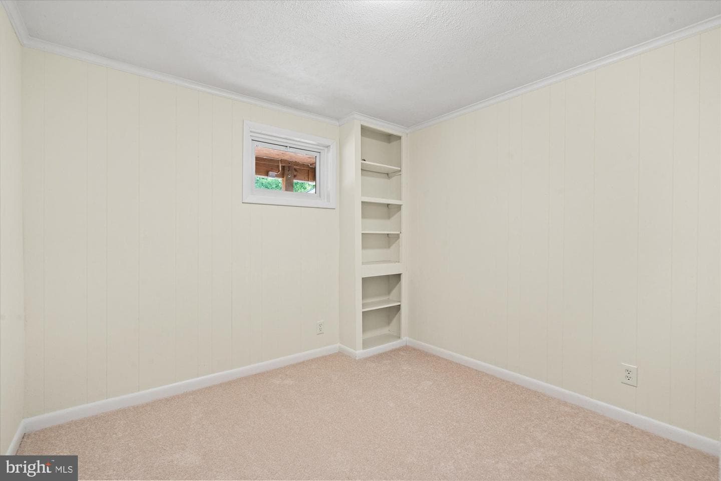 3907 N Woodstock Street photo 39