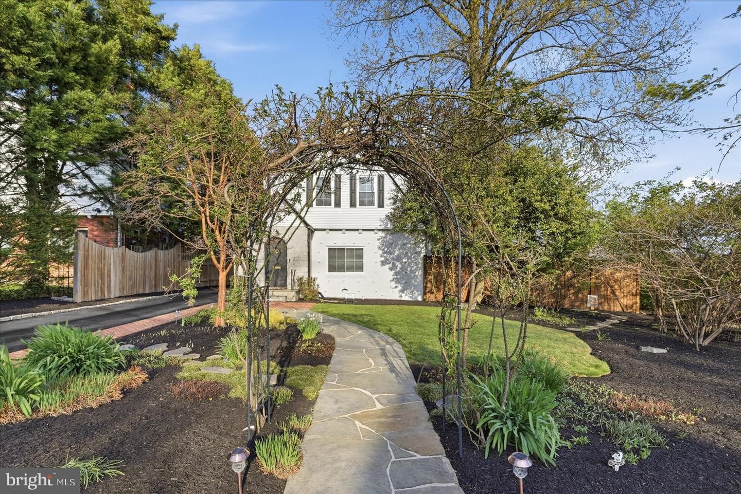 1319 N Wakefield Street photo 53