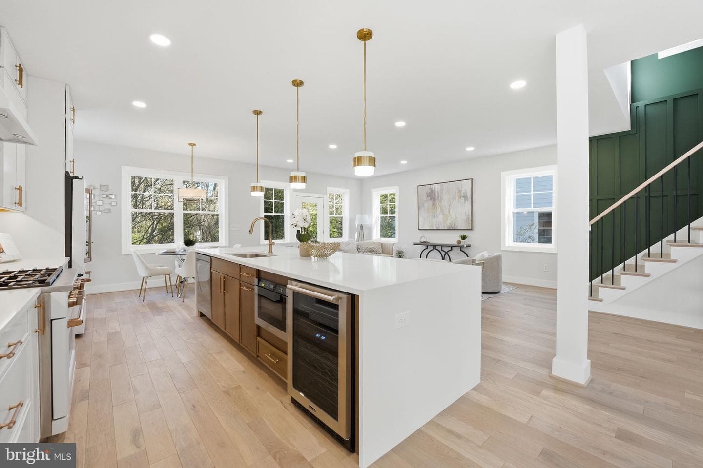 423 N Cleveland Street photo 16