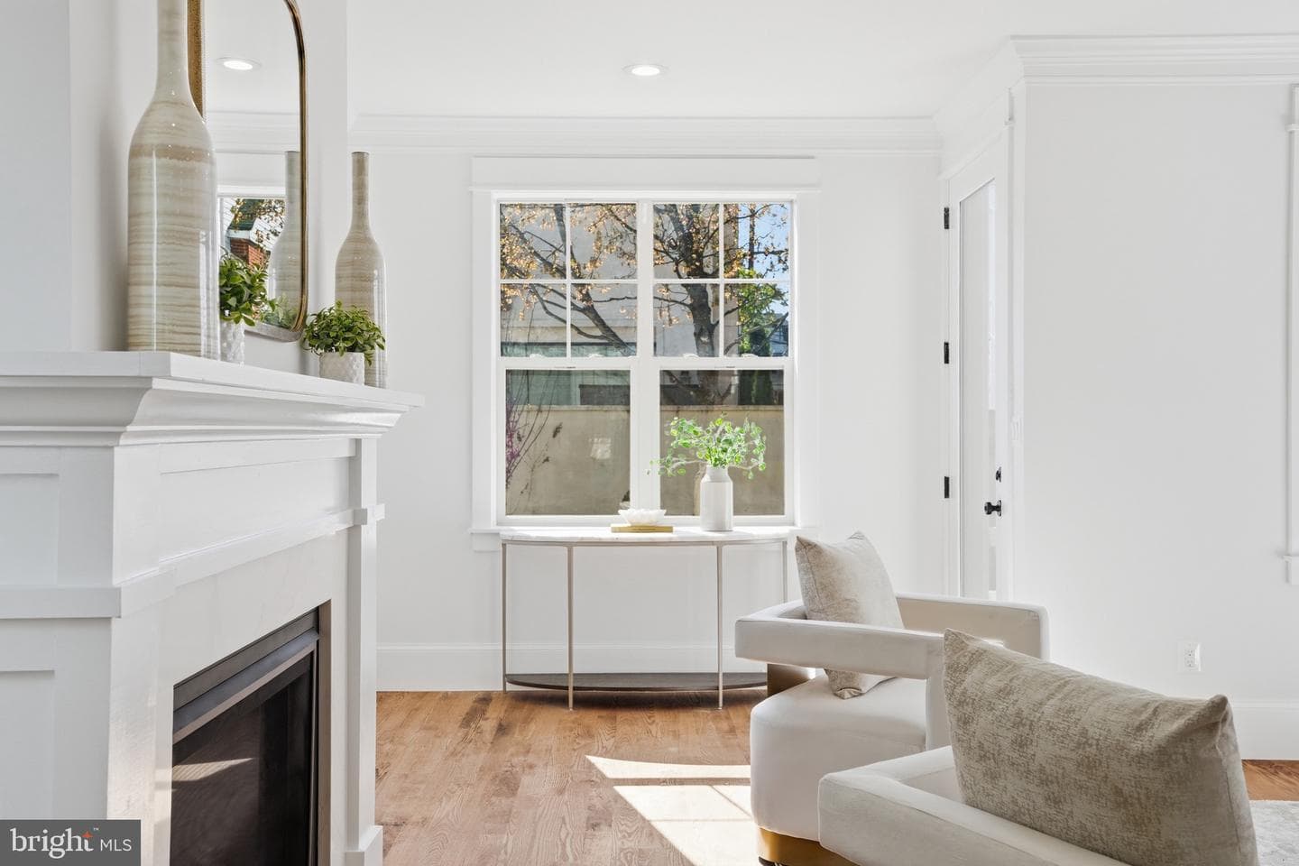 1310 S Poe Street photo 22