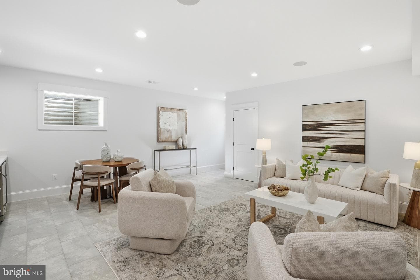 1310 S Poe Street photo 45
