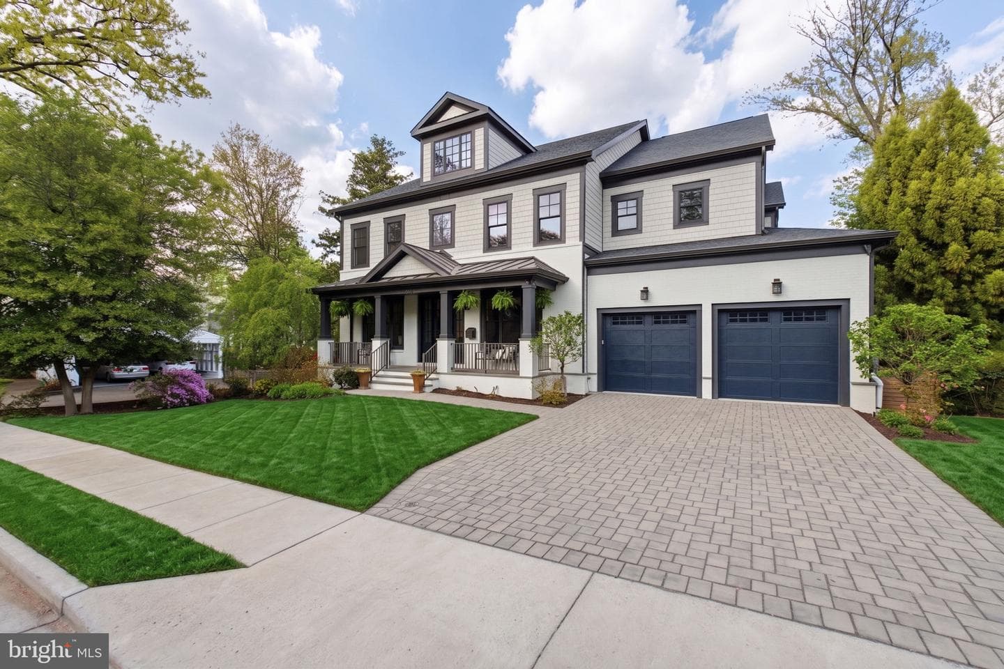 2907 N Kensington Street photo 2