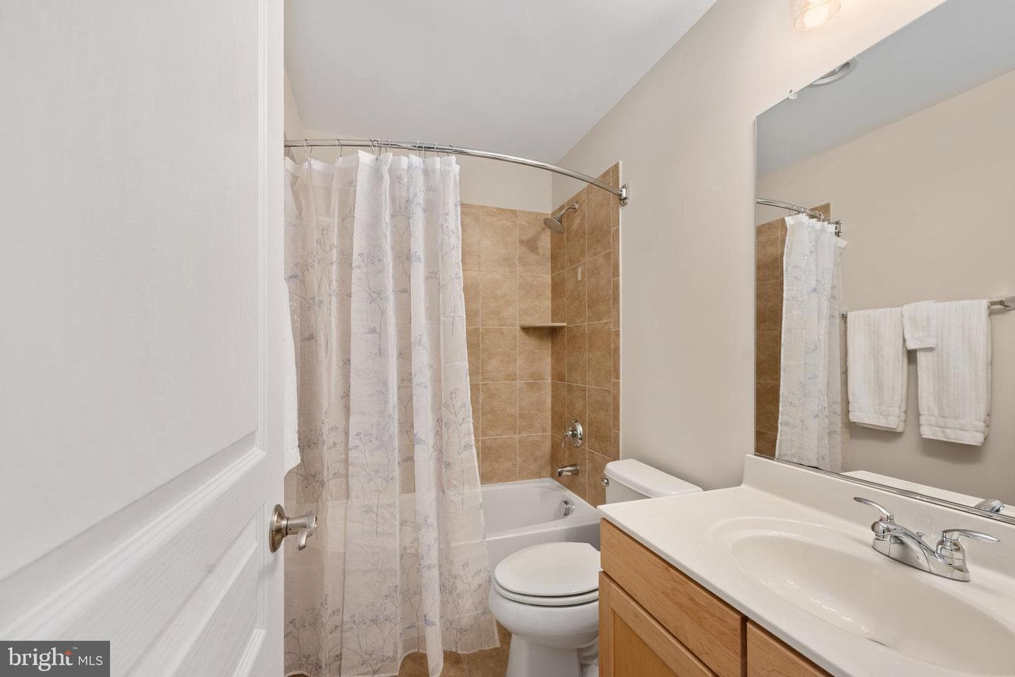 3327 Kemper Road photo 31