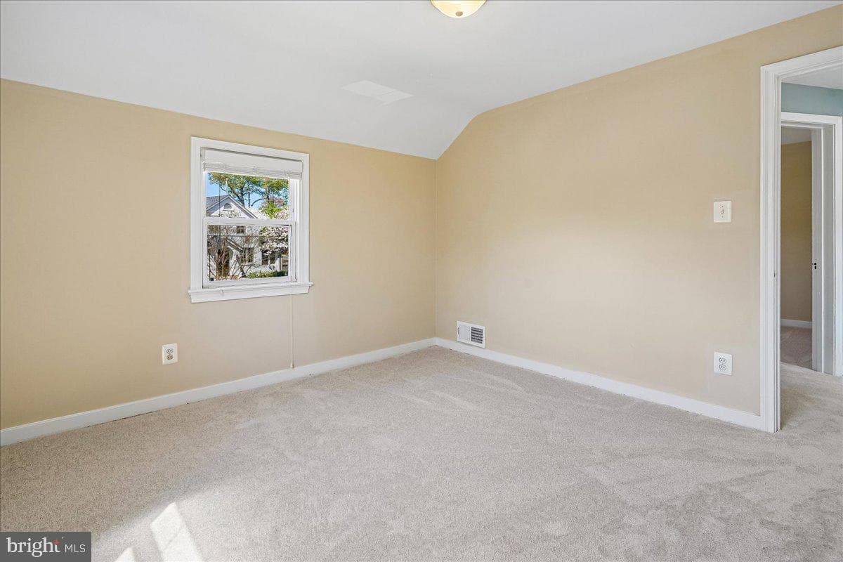 5856 14th Street N photo 23