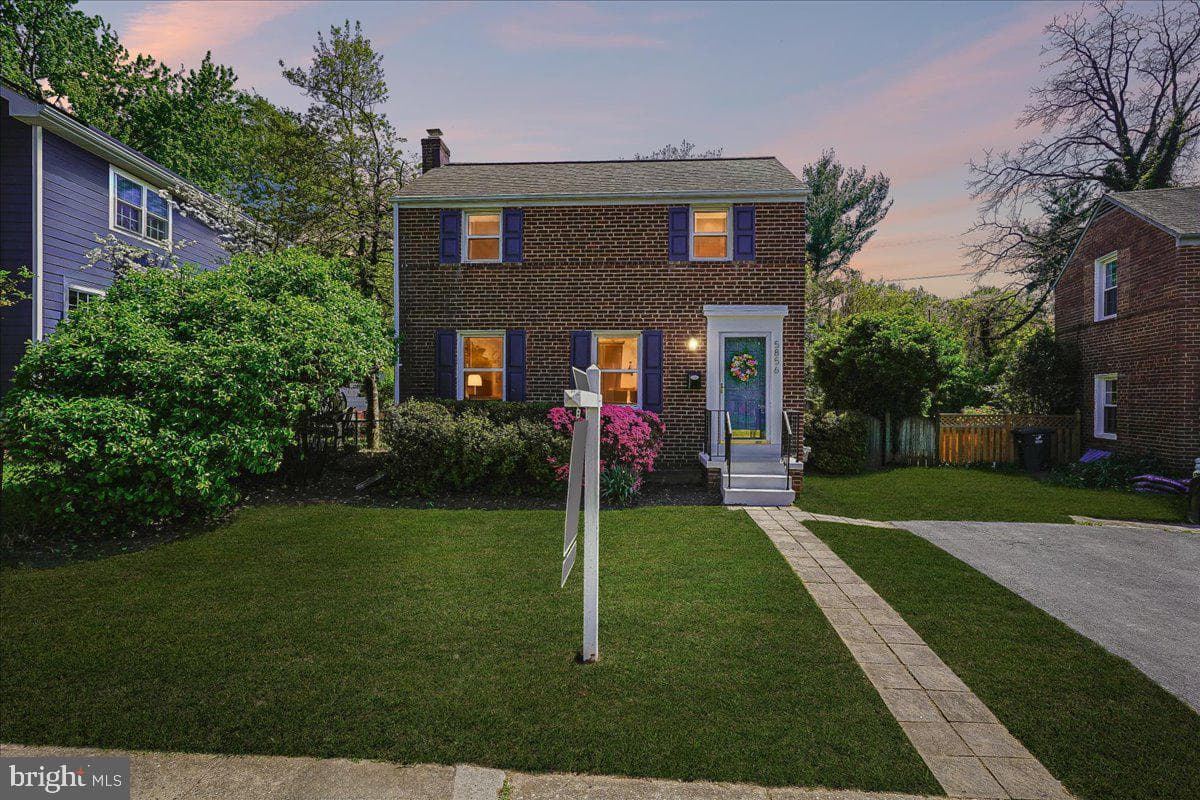 5856 14th Street N photo 3
