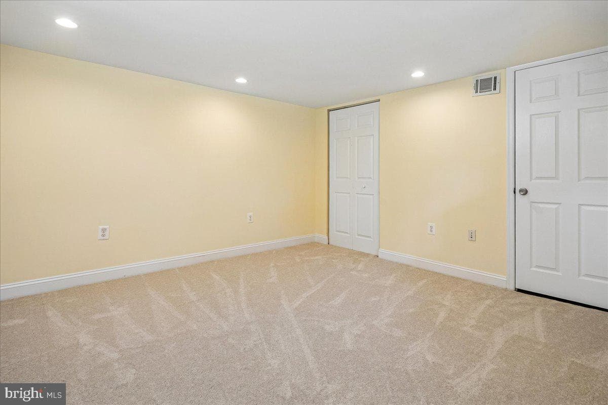 5856 14th Street N photo 33