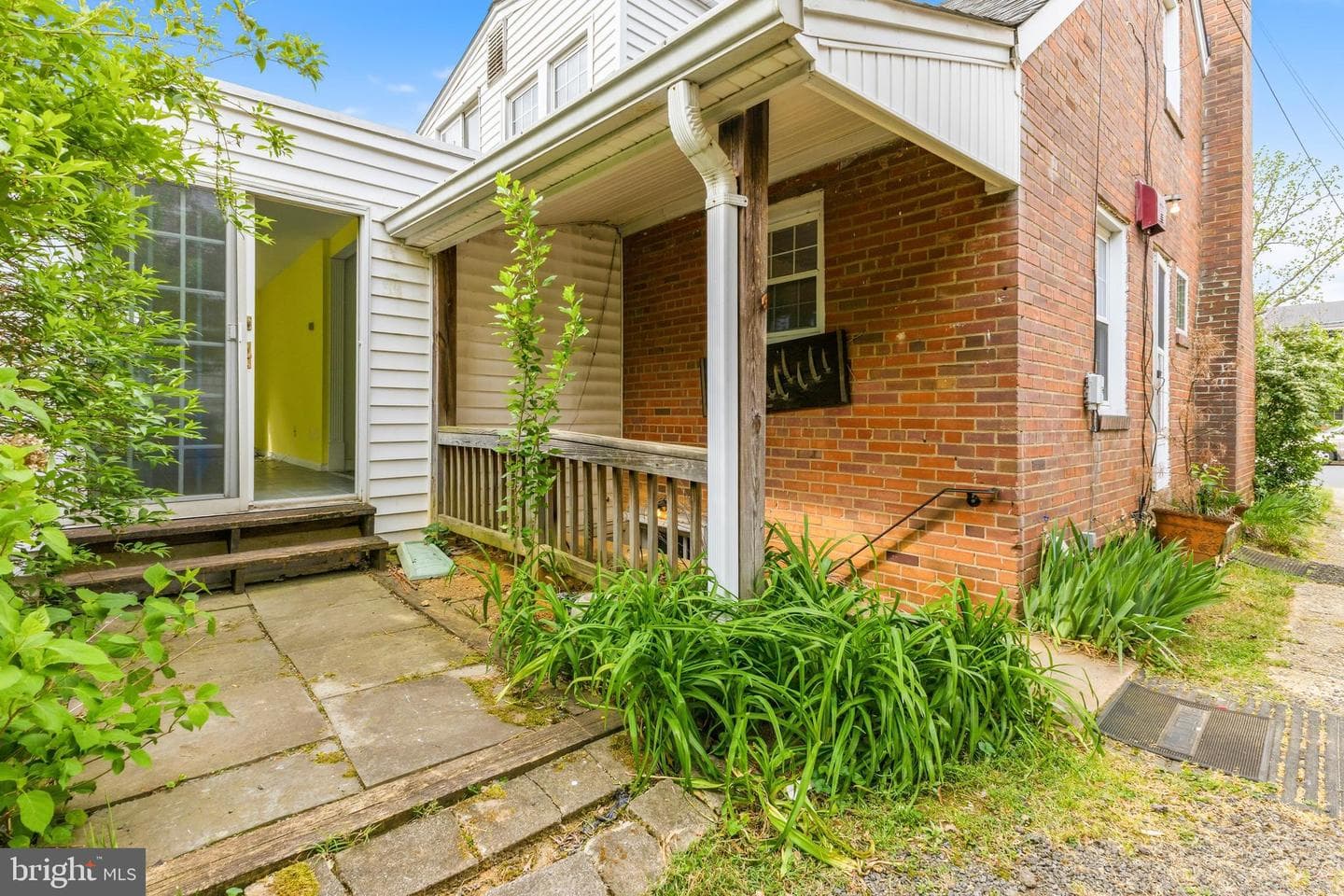 629 S Adams Street photo 38