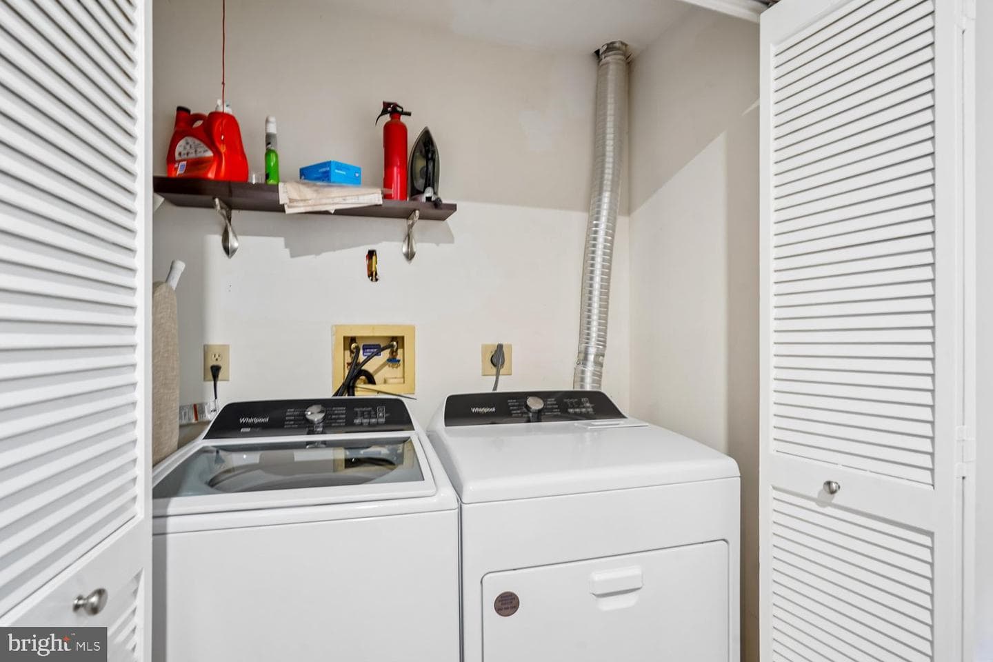 1179 N Vernon Street photo 28