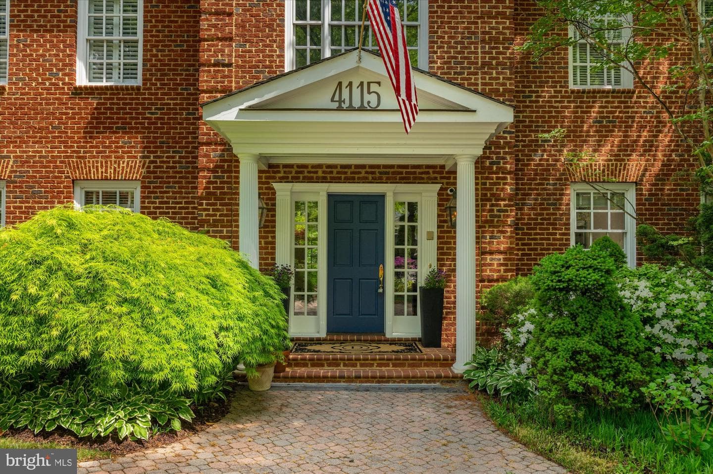4115 40th Place N photo 3