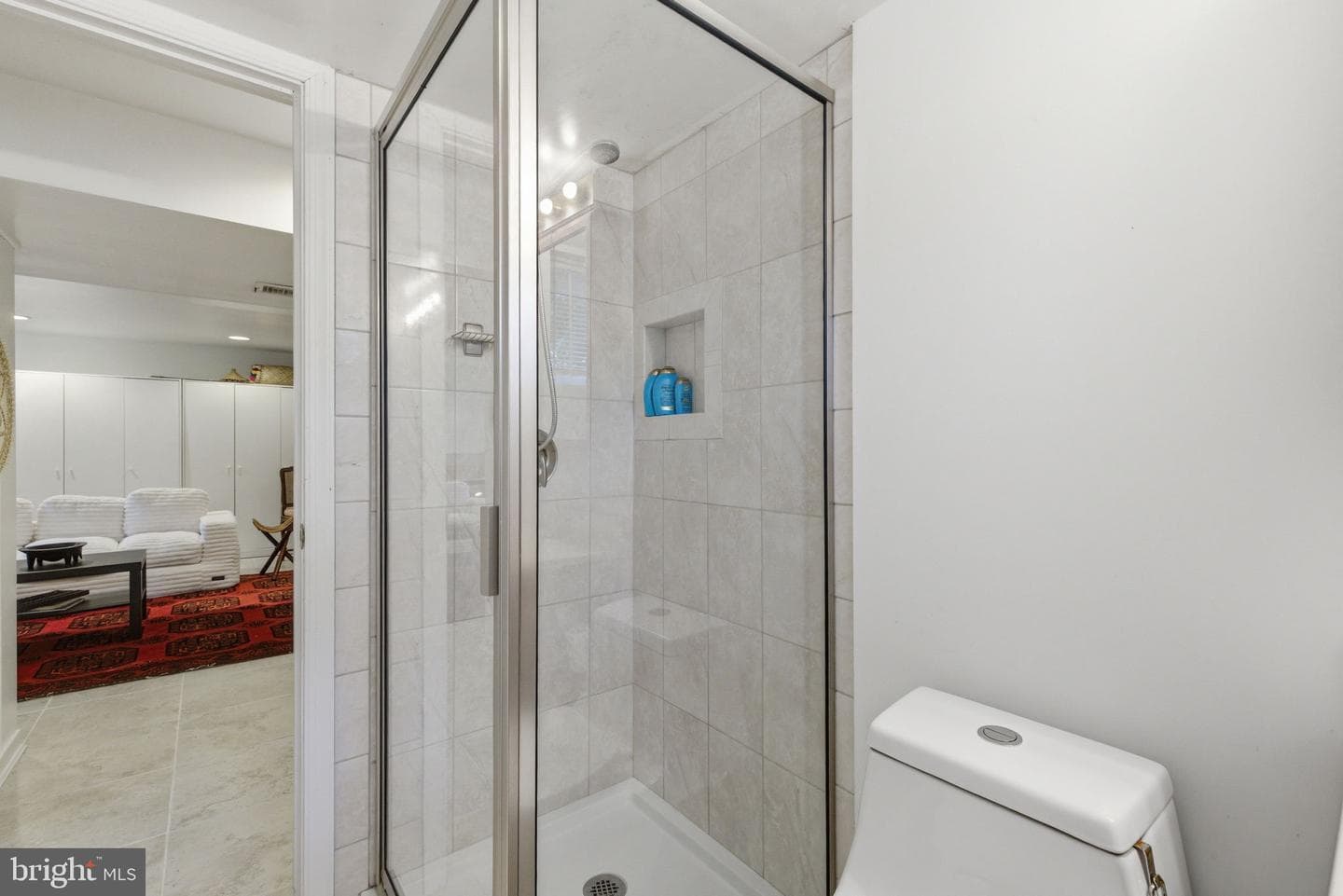 874 N Lebanon Street photo 35