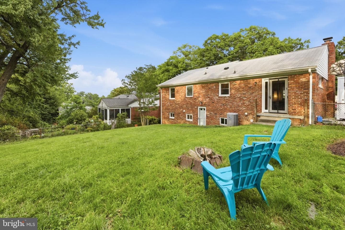 874 N Lebanon Street photo 41