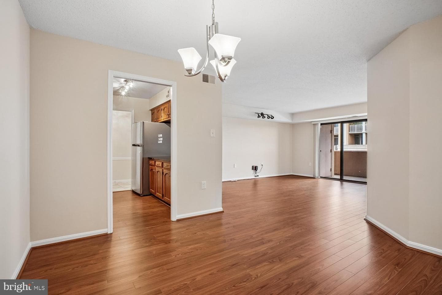 1301 N Courthouse Road #1612 photo 14
