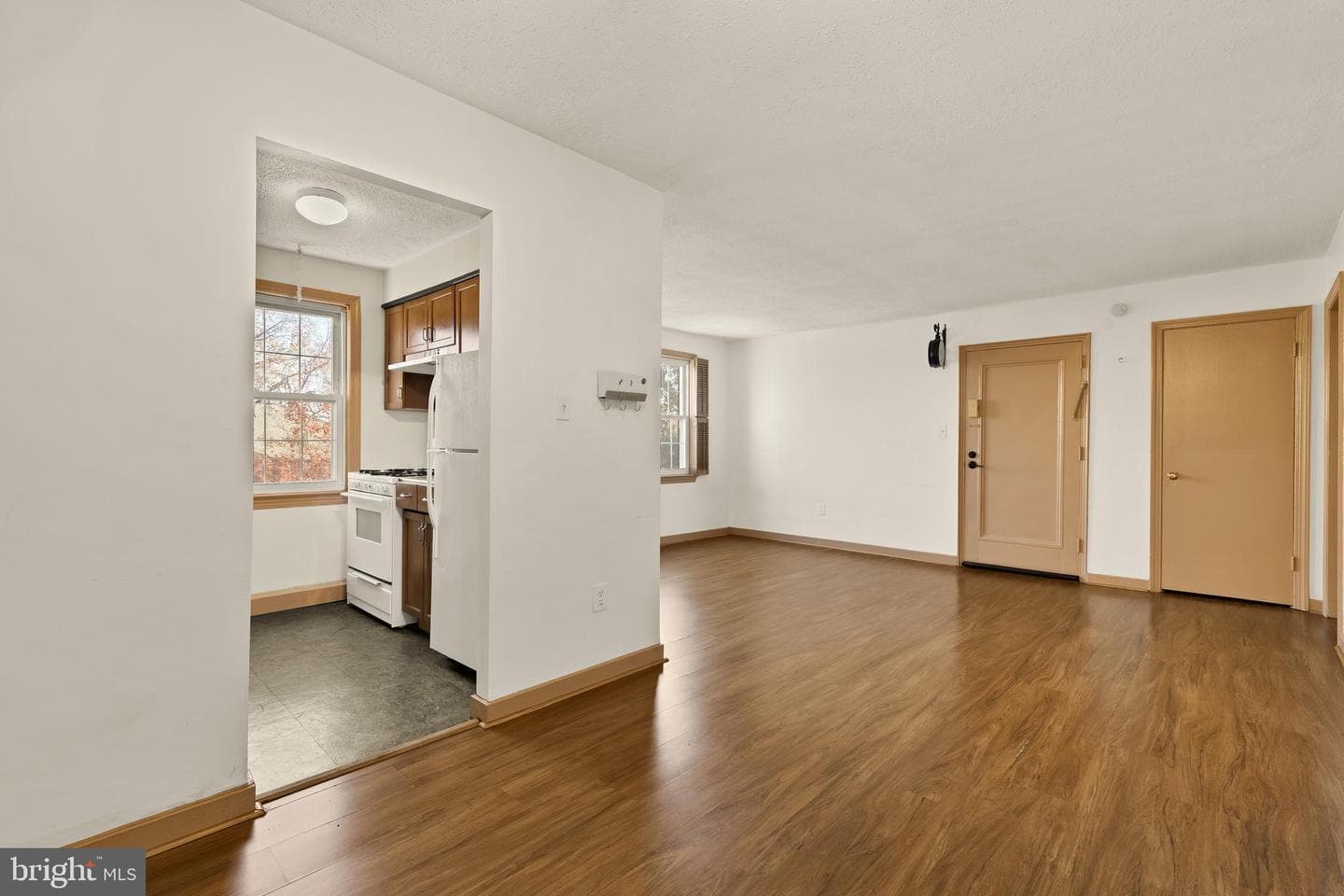5010 Columbia Pike #6 photo 5