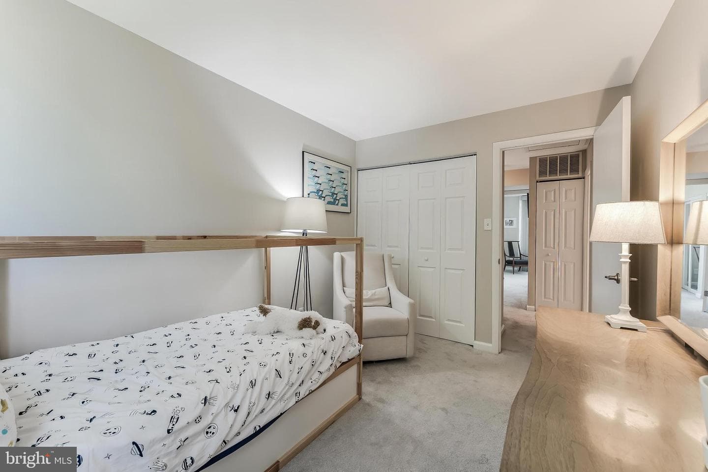 2202 S Quincy Street #2 photo 26