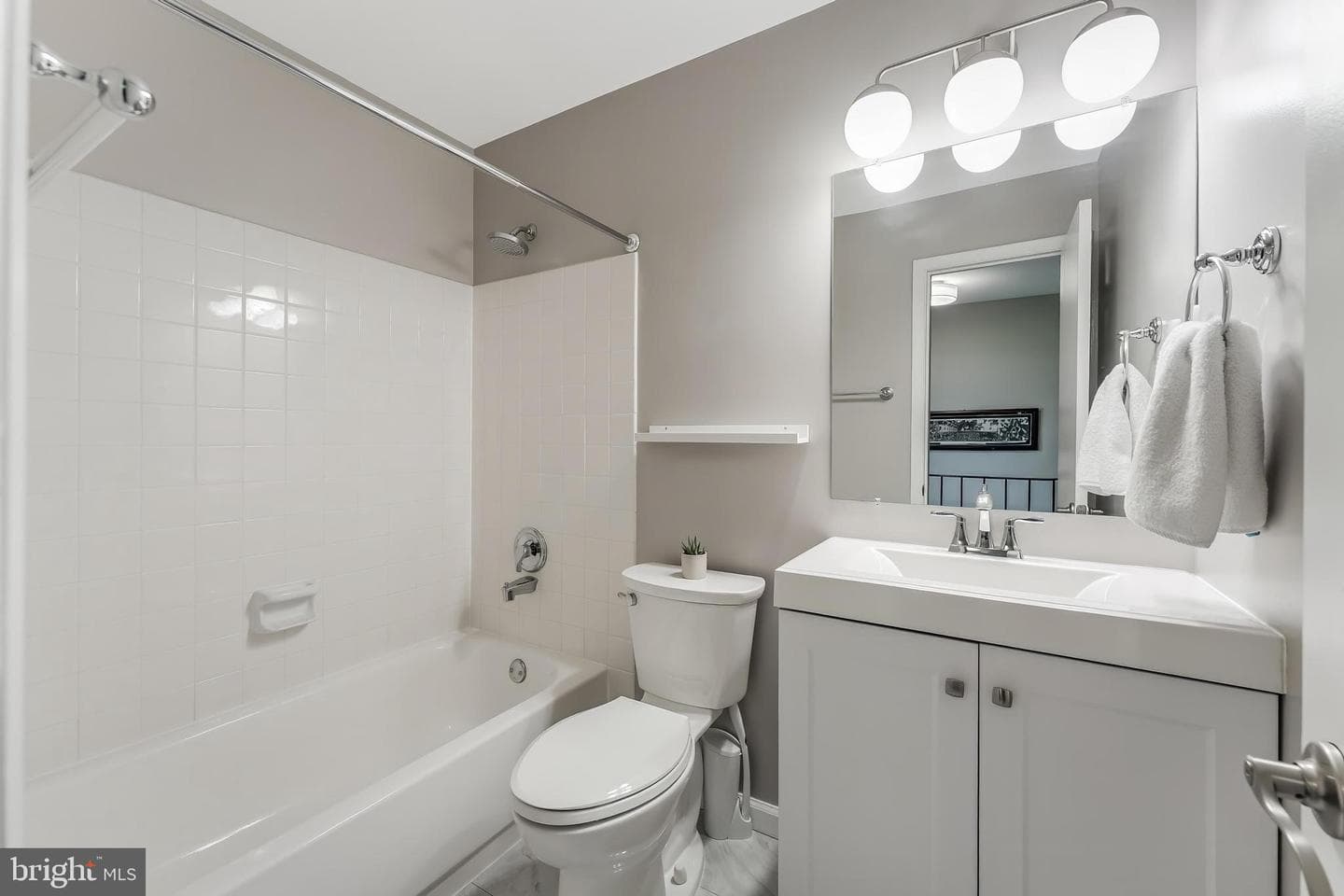 2202 S Quincy Street #2 photo 27