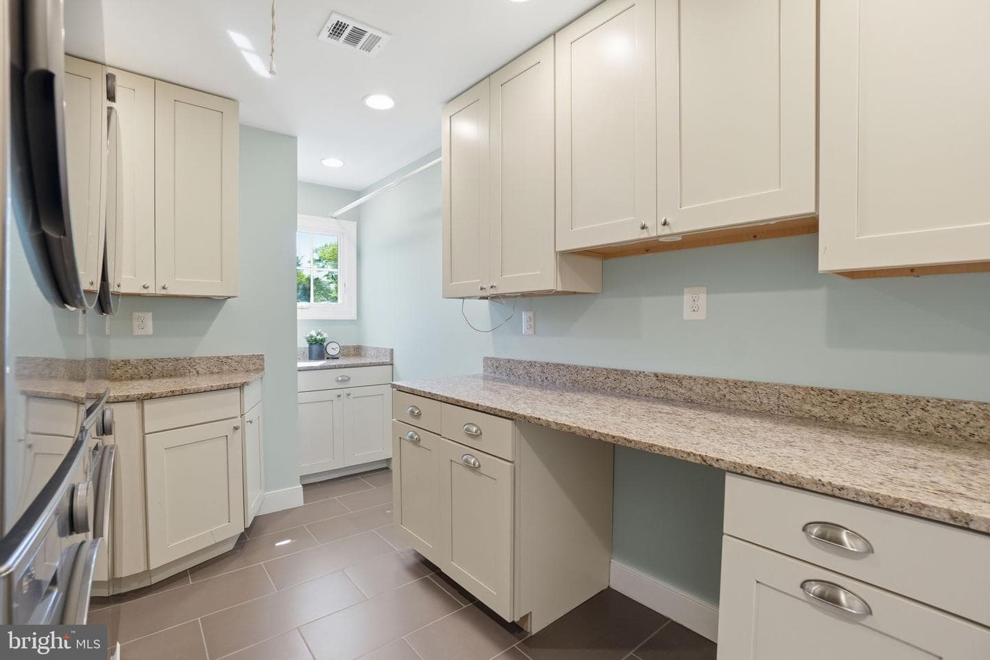 2808 John Marshall Drive photo 28