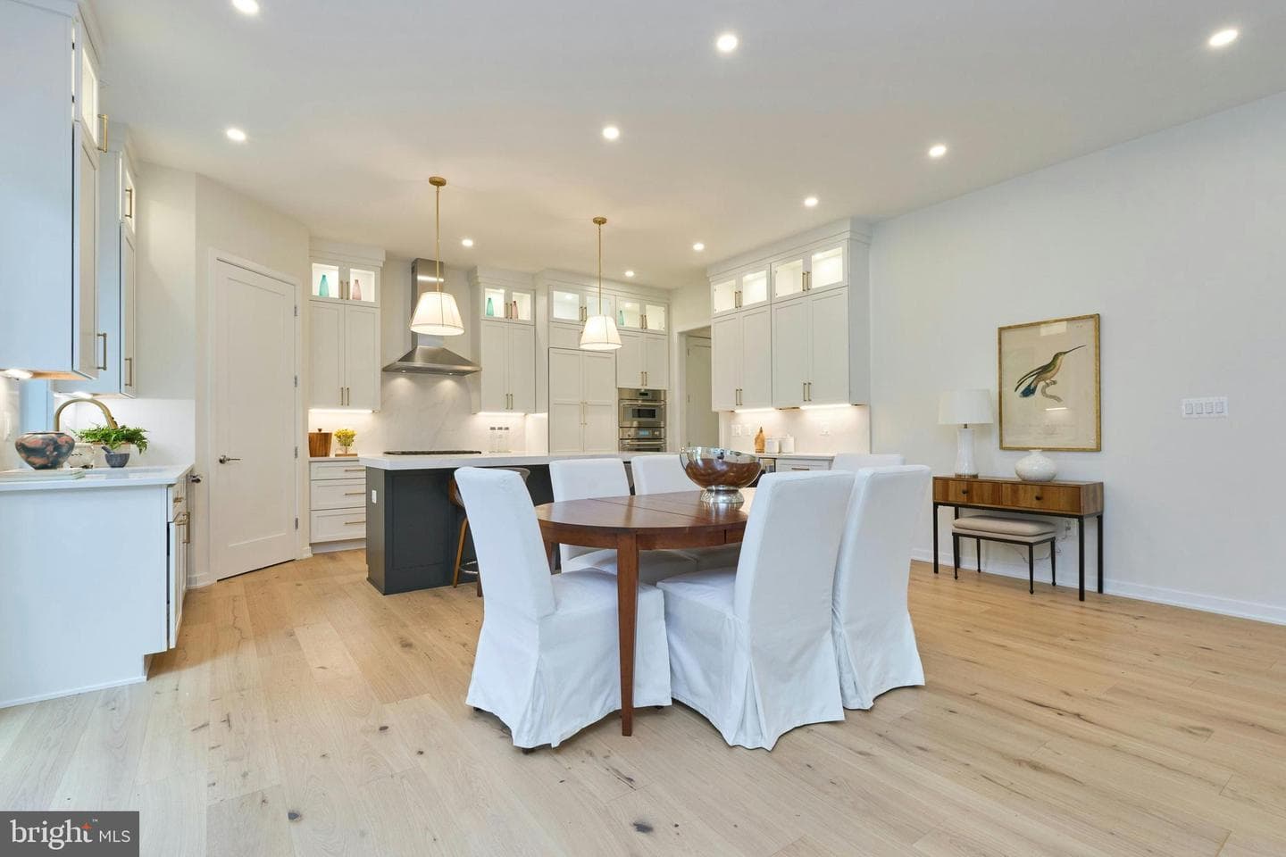 409 Jackson Street N photo 14